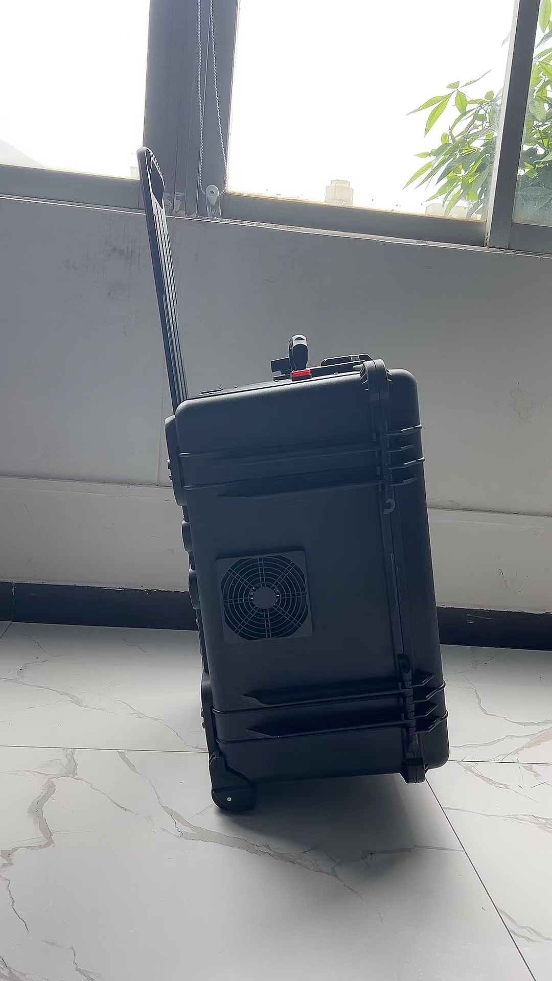 曲周手拉箱型移动通信干扰器